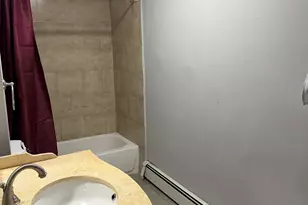 442 Carroll Ave, Bridgeport, CT 06607 - Photo 7