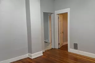 442 Carroll Ave, Bridgeport, CT 06607 - Photo 3