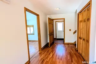 3 Contemporary Dr, Danbury, CT 06811 - Photo 9