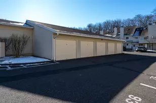 136 Pembroke Rd, Danbury, CT 06811 - Photo 31