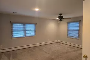 36 Tina Cir, Bridgeport, CT 06606 - Photo 23