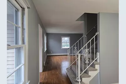 36 Tina Circle, Bridgeport, CT 06606 - Photo 3