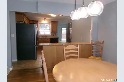 36 Tina Circle, Bridgeport, CT 06606 - Photo 7