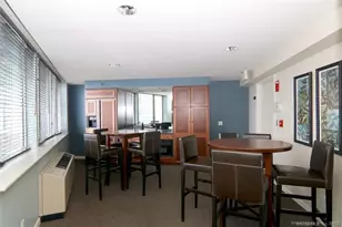 25 Forest St, Stamford, CT 06901 - Photo 29