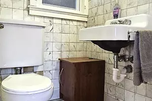 28 Tulip St, Bristol, CT 06010 - Photo 17