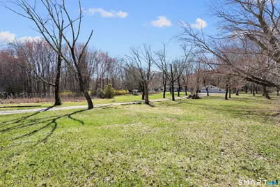 835 Monroe Turnpike, Monroe, CT 06468 - Photo 29