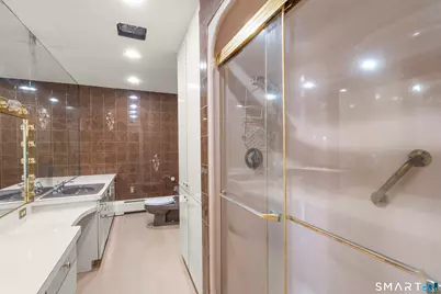 835 Monroe Turnpike, Monroe, CT 06468 - Photo 25