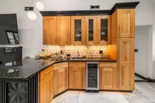 113 Woodbrook Dr, Stamford, CT 06907 - Photo 9