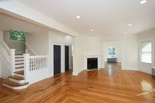 62 Whitney St, Hartford, CT 06105 - Photo 3
