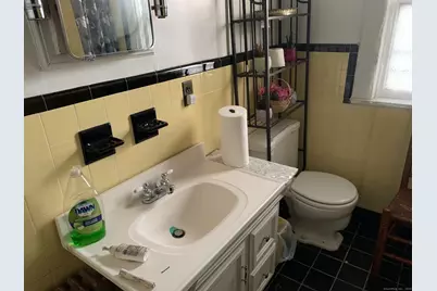 68 Maple Avenue, Danbury, CT 06810 - Photo 13