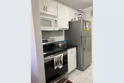 126 Triangle Street #APT B13, Danbury, CT 06810 - Photo 3