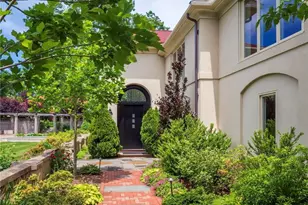 10 Bluewater Hill S, Westport, CT 06880 - Photo 3