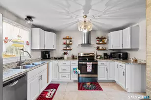 208 Bungay Rd, Seymour, CT 06483 - Photo 3