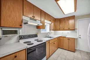 237 Boston Rd, Middletown, CT 06457 - Photo 15