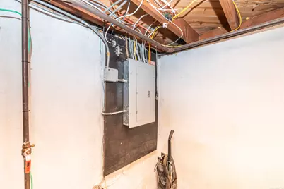 8 Hickory Hill Road, New Britain, CT 06052 - Photo 23