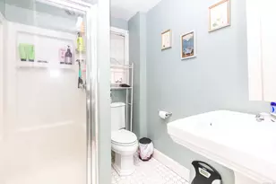 8 Hickory Hill Rd, New Britain, CT 06052 - Photo 11