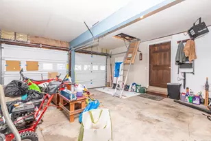 8 Hickory Hill Rd, New Britain, CT 06052 - Photo 25