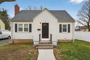 86 Buell St, New Britain, CT 06051 - Photo 3