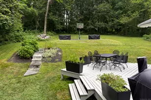 193 Putting Green Rd, Trumbull, CT 06611 - Photo 39