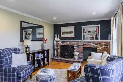 193 Putting Green Road, Trumbull, CT 06611 - Photo 13