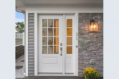 21 Beaumont Street #21, Fairfield, CT 06824 - Photo 3