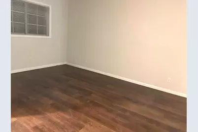 9 Patricia Road #E, Bridgeport, CT 06606 - Photo 5