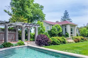 10 Bluewater Hill S, Westport, CT 06880 - Photo 3