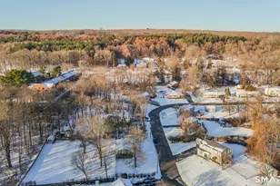 204 Hickory Cir, Middletown, CT 06457 - Photo 25