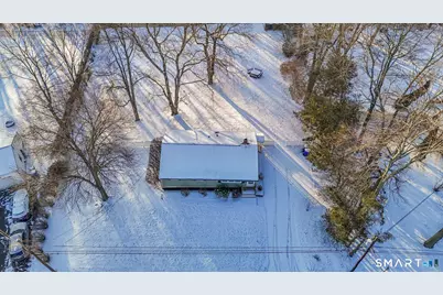 204 Hickory Circle, Middletown, CT 06457 - Photo 7