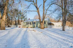 204 Hickory Cir, Middletown, CT 06457 - Photo 23