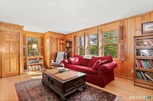 4 Kay Ln, Newtown, CT 06470 - Photo 9