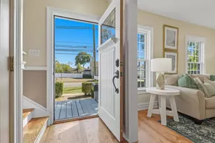 217 Huntington Rd, Stratford, CT 06614 - Photo 1