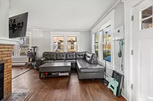 1045 Cooke St, Waterbury, CT 06704 - Photo 7