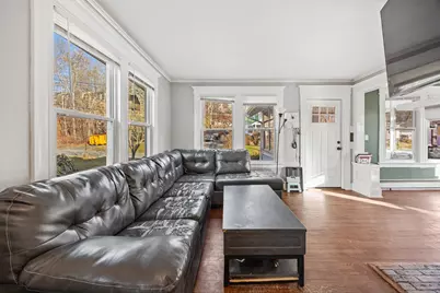 1045 Cooke Street, Waterbury, CT 06704 - Photo 9