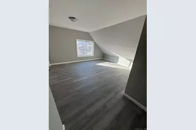 422 Lafayette Street #1R, Bridgeport, CT 06604 - Photo 9