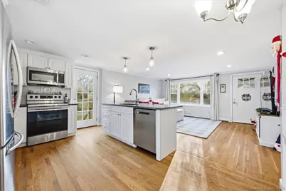 46 Hillside Drive, Groton, CT 06355 - Photo 11