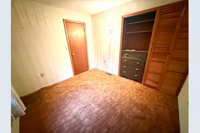 16 Naugatuck Avenue, Shelton, CT 06484 - Photo 13