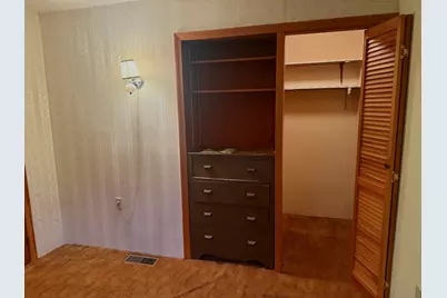 16 Naugatuck Avenue, Shelton, CT 06484 - Photo 15