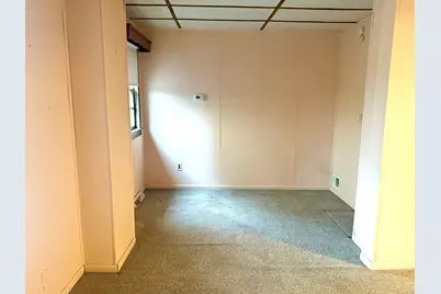 16 Naugatuck Avenue, Shelton, CT 06484 - Photo 5