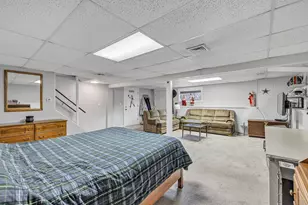 183 Apache Ln, Stratford, CT 06614 - Photo 31