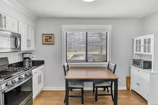 183 Apache Ln, Stratford, CT 06614 - Photo 13