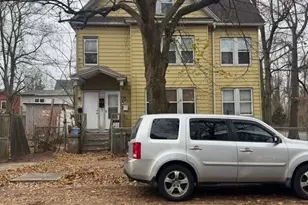 40 Harding Pl, New Haven, CT 06511 - Photo 3