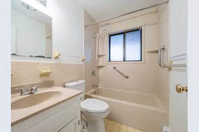 17 Bergh Street, Danbury, CT 06810 - Photo 15