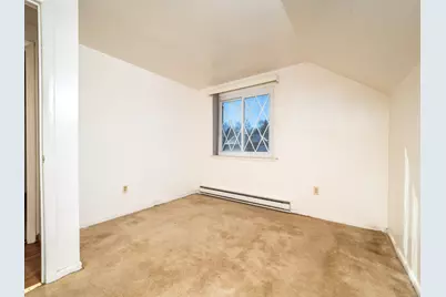 17 Bergh Street, Danbury, CT 06810 - Photo 25