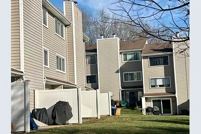 372 Monticello Drive #372, Branford, CT 06405 - Photo 17