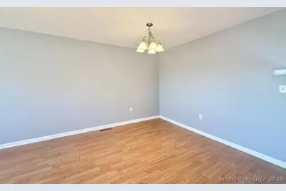 372 Monticello Drive #372, Branford, CT 06405 - Photo 5