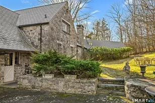 14 Langner Ln, Weston, CT 06883 - Photo 3