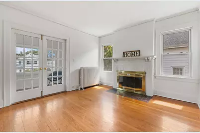 135 Dover Road, West Hartford, CT 06119 - Photo 7