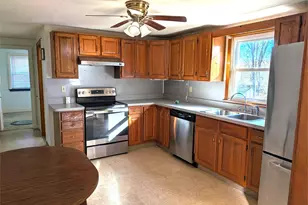 880 Tolland Turnpike, Manchester, CT 06042 - Photo 3