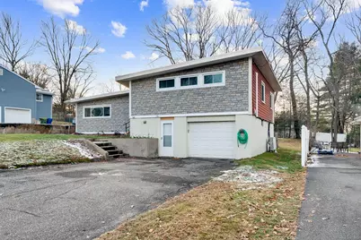 89 Gail Drive, Waterbury, CT 06704 - Photo 3